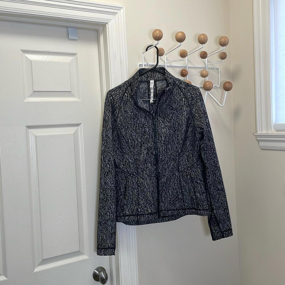 Lululemon - Athletic Define Jacket - Black / Whit… - image 1